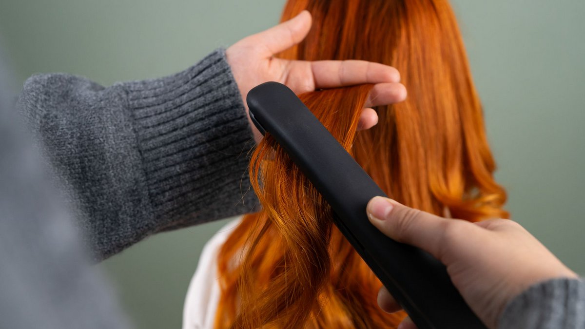Vapeur, brume ou infrarouge : quelle technologie de protection capillaire choisir ?